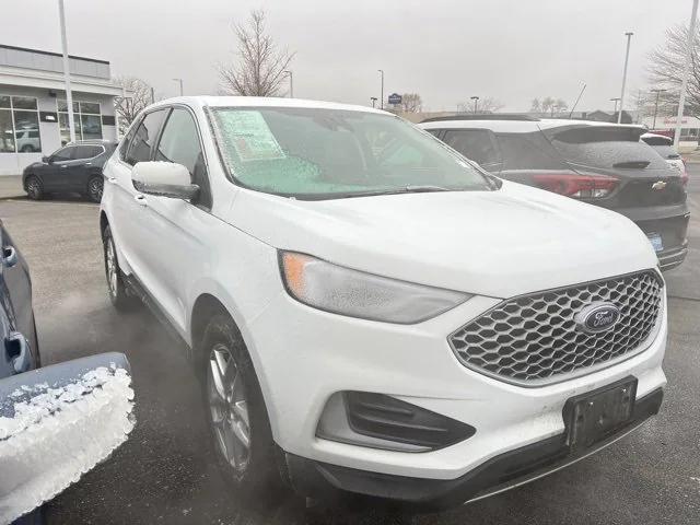 used 2024 Ford Edge car, priced at $27,898