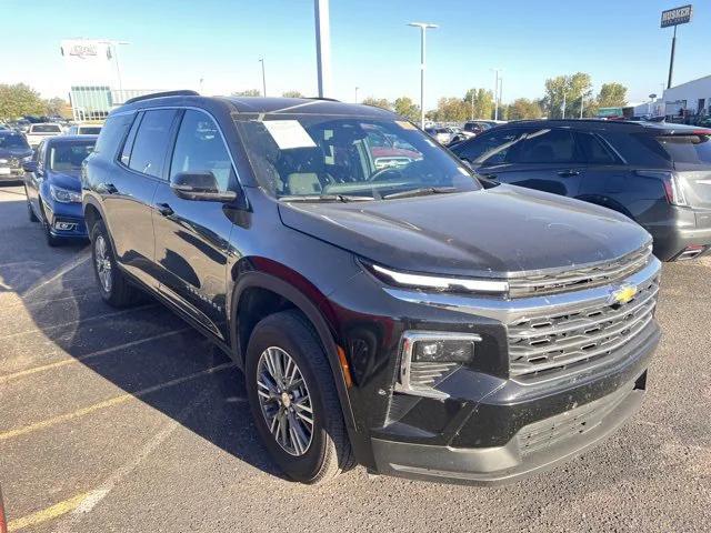 used 2025 Chevrolet Traverse car, priced at $38,798