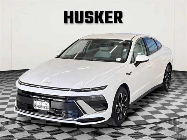 used 2025 Hyundai Sonata car, priced at $19,998