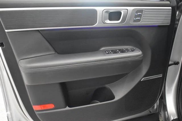 used 2024 Hyundai Santa Fe car, priced at $29,998
