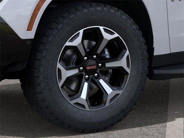 new 2025 GMC Yukon car, priced at $76,765