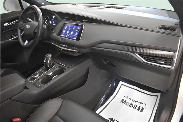 used 2019 Cadillac XT4 car