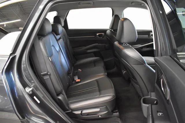 used 2024 Kia Sorento car, priced at $28,998