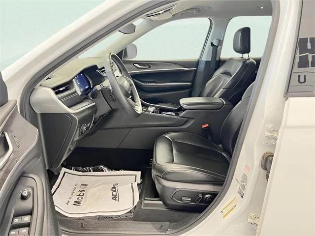 used 2023 Jeep Grand Cherokee L car, priced at $31,998