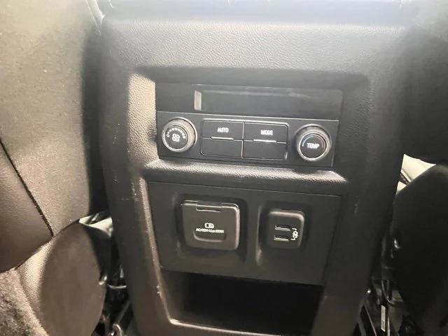 used 2019 Chevrolet Traverse car, priced at $18,998