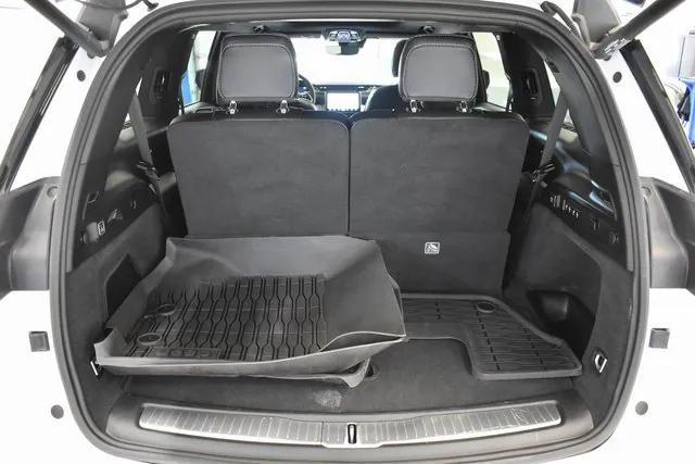 used 2023 Jeep Grand Cherokee L car, priced at $40,998