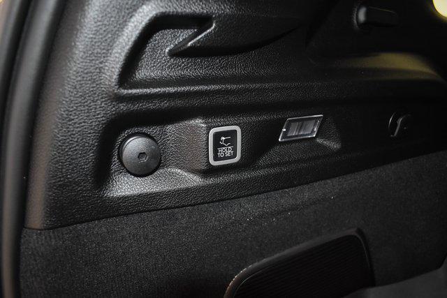 used 2023 Jeep Grand Cherokee L car, priced at $40,998