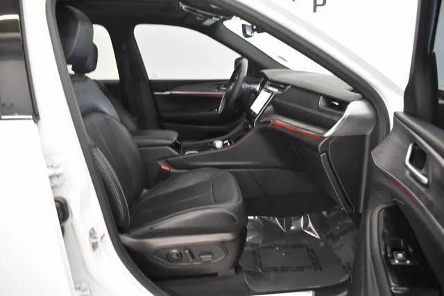 used 2023 Jeep Grand Cherokee L car, priced at $40,998