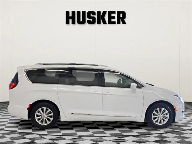 used 2018 Chrysler Pacifica car, priced at $14,898