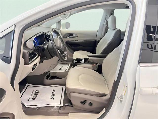 used 2018 Chrysler Pacifica car, priced at $14,898