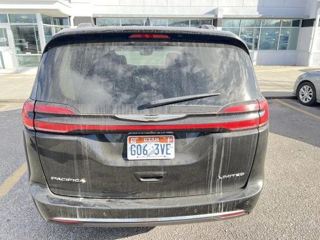 used 2022 Chrysler Pacifica car, priced at $23,798