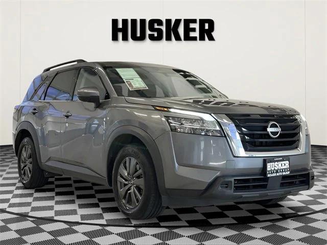 used 2022 Nissan Pathfinder car, priced at $26,998