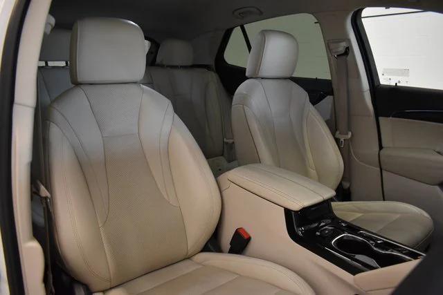 used 2023 Buick Envision car, priced at $22,798