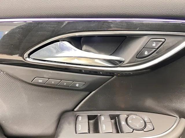 used 2025 Buick Envision car, priced at $27,198