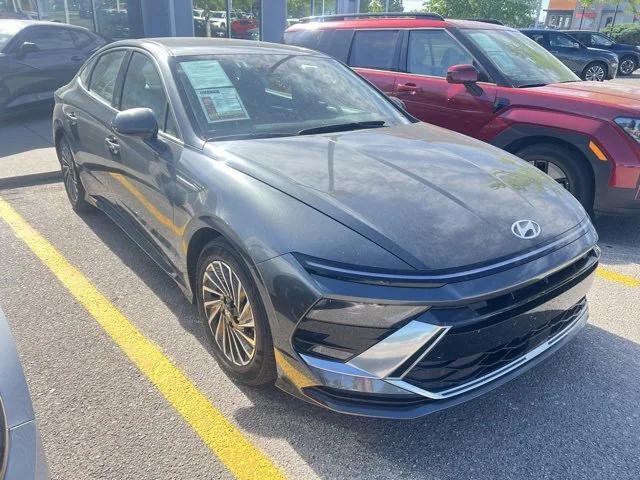 used 2024 Hyundai Sonata Hybrid car, priced at $24,798