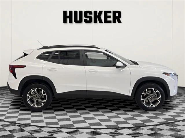 used 2025 Chevrolet Trax car, priced at $19,798