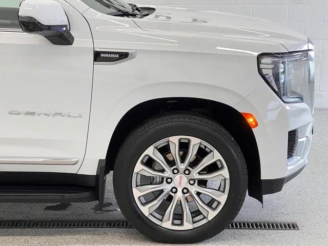 used 2023 GMC Yukon car, priced at $70,498