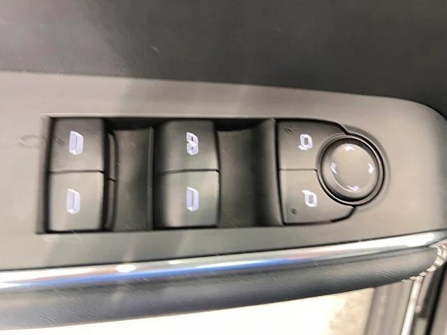used 2025 GMC Acadia car, priced at $35,998