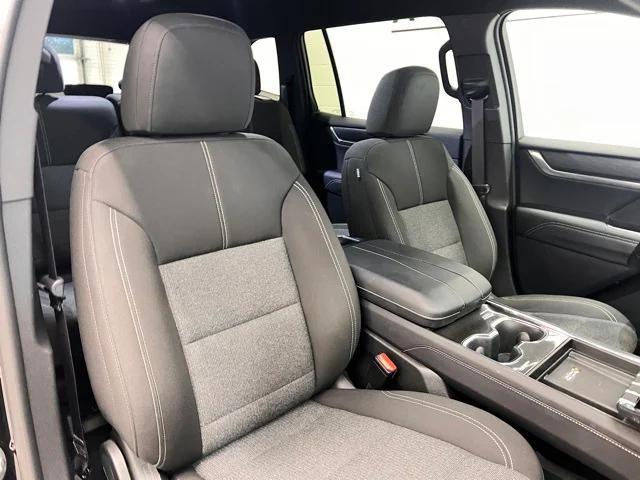 used 2025 GMC Acadia car, priced at $35,998