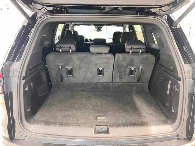 used 2025 GMC Acadia car, priced at $35,998