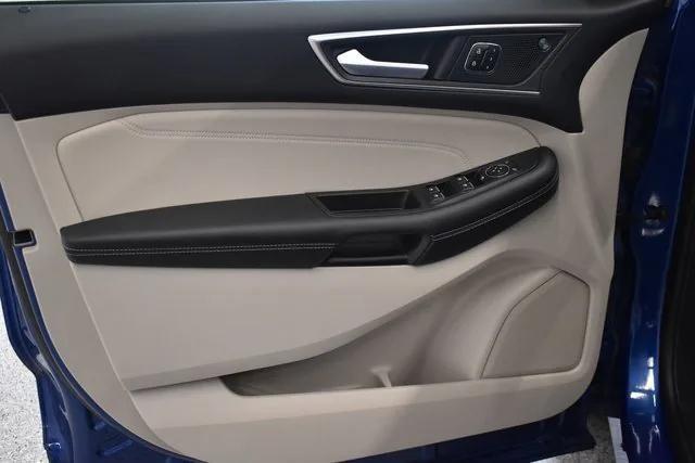 used 2024 Ford Edge car, priced at $35,998