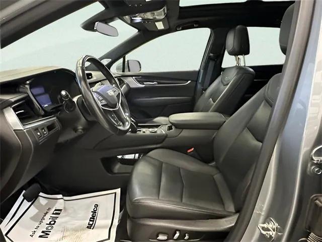 used 2023 Cadillac XT5 car