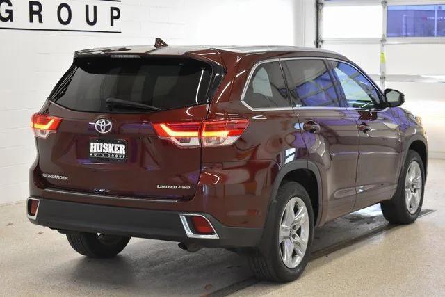 used 2019 Toyota Highlander car, priced at $23,998