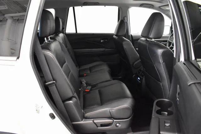 used 2022 Honda Pilot car, priced at $32,998