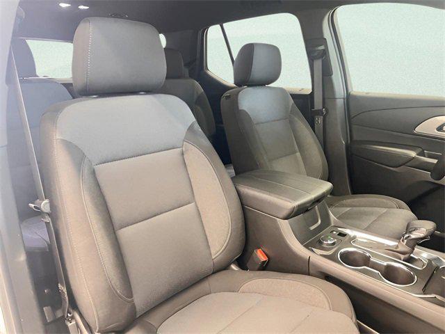 used 2023 Chevrolet Traverse car, priced at $32,898