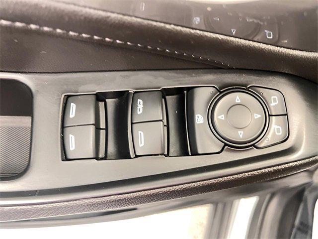 used 2023 Chevrolet Traverse car, priced at $32,898