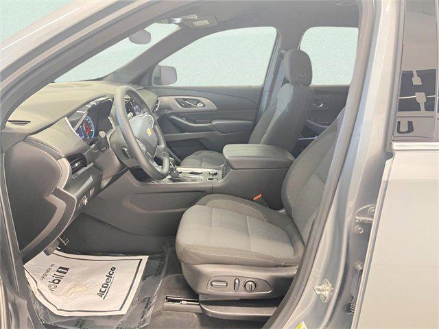 used 2023 Chevrolet Traverse car, priced at $32,898