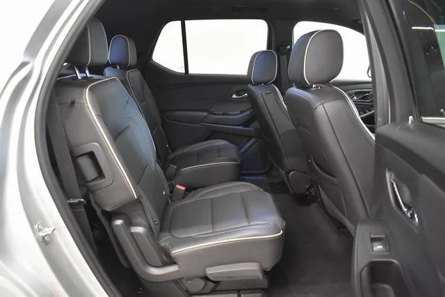 used 2022 Chevrolet Traverse car, priced at $38,448