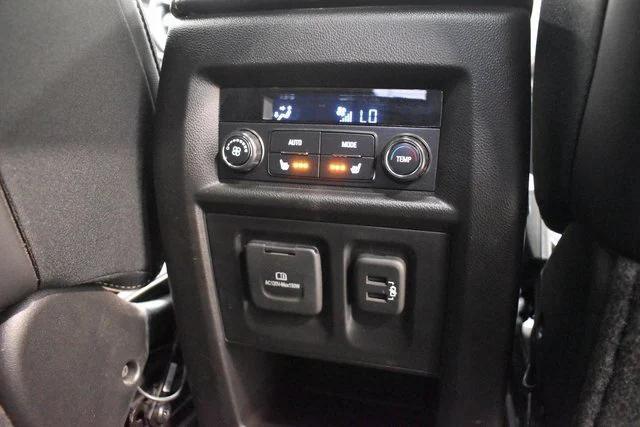used 2022 Chevrolet Traverse car, priced at $38,448