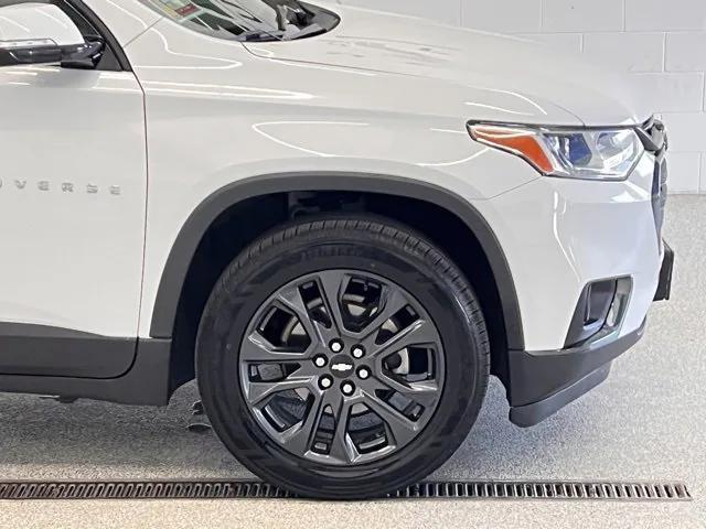 used 2019 Chevrolet Traverse car, priced at $19,498