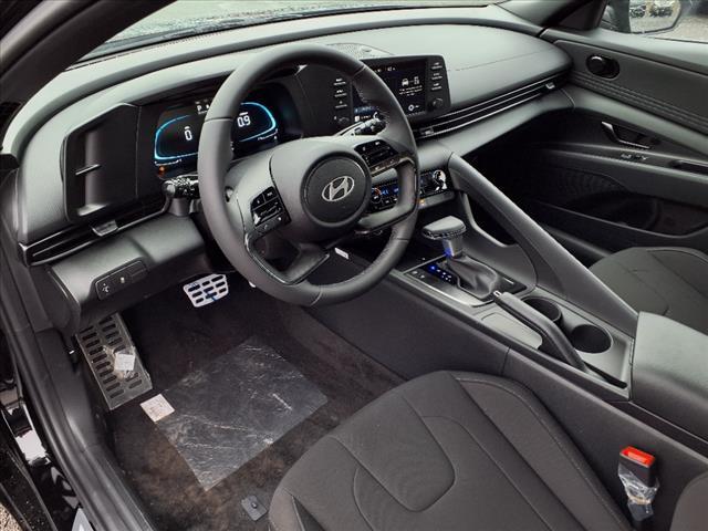 new 2025 Hyundai Elantra car, priced at $23,092