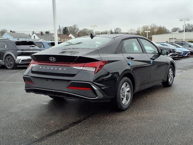 new 2025 Hyundai Elantra car, priced at $22,222