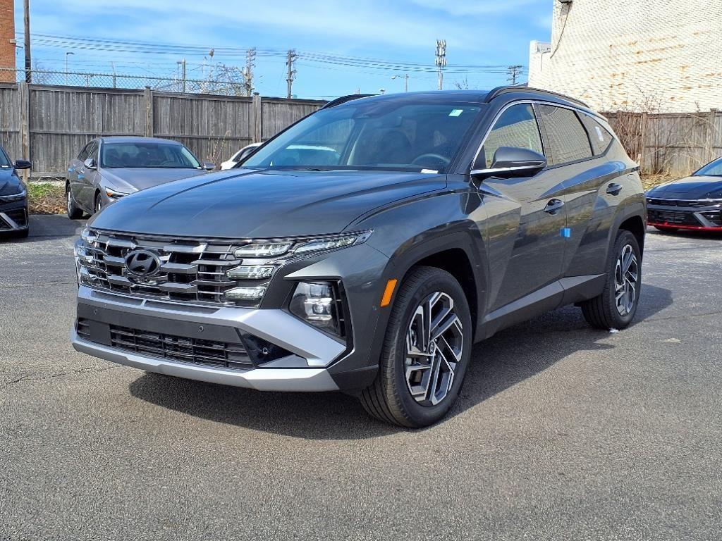 new 2025 Hyundai TUCSON Hybrid car, priced at $42,075