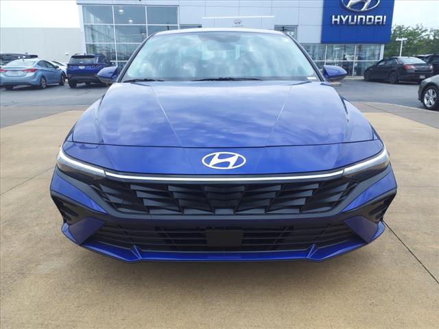 new 2024 Hyundai Elantra car, priced at $25,044