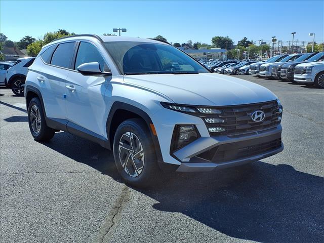new 2025 Hyundai TUCSON Hybrid car, priced at $33,729