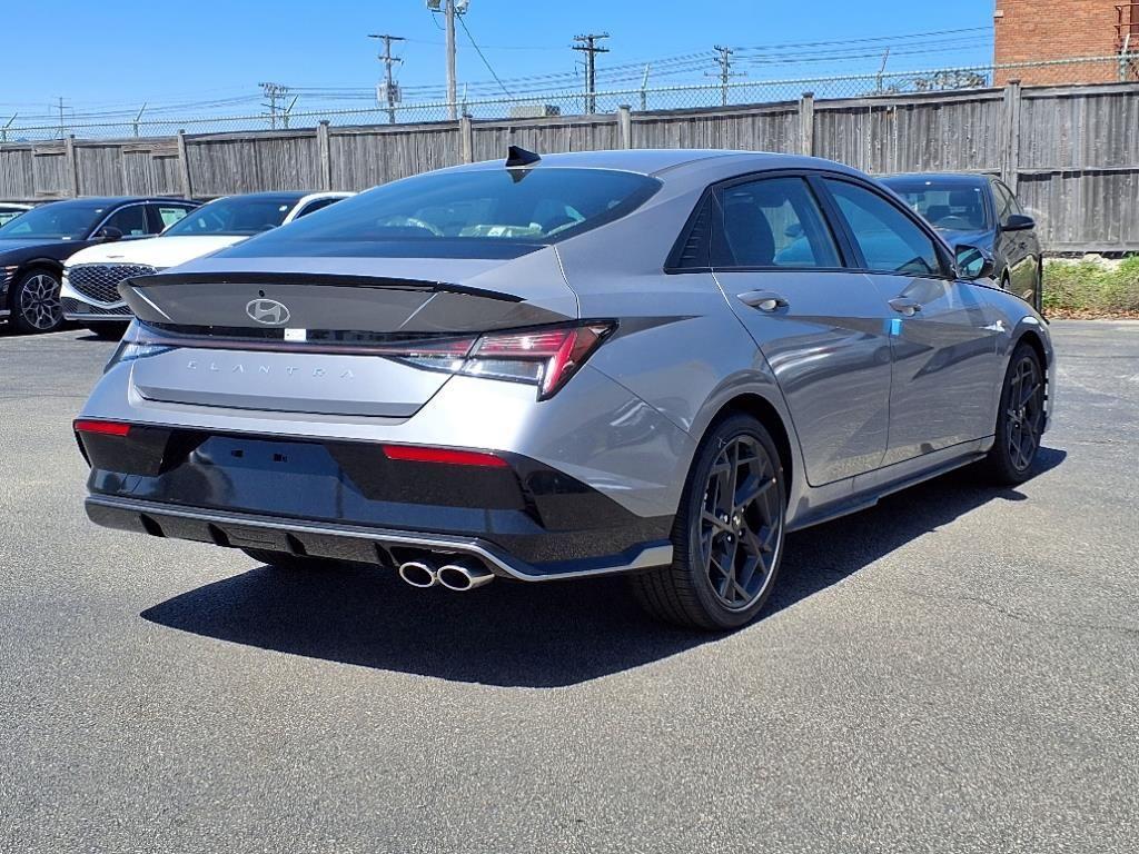 new 2025 Hyundai Elantra car, priced at $28,557