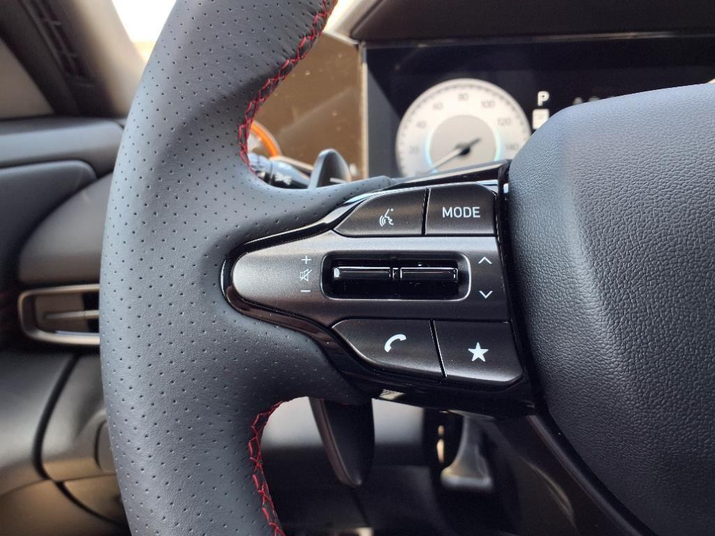 new 2025 Hyundai Elantra car, priced at $28,557