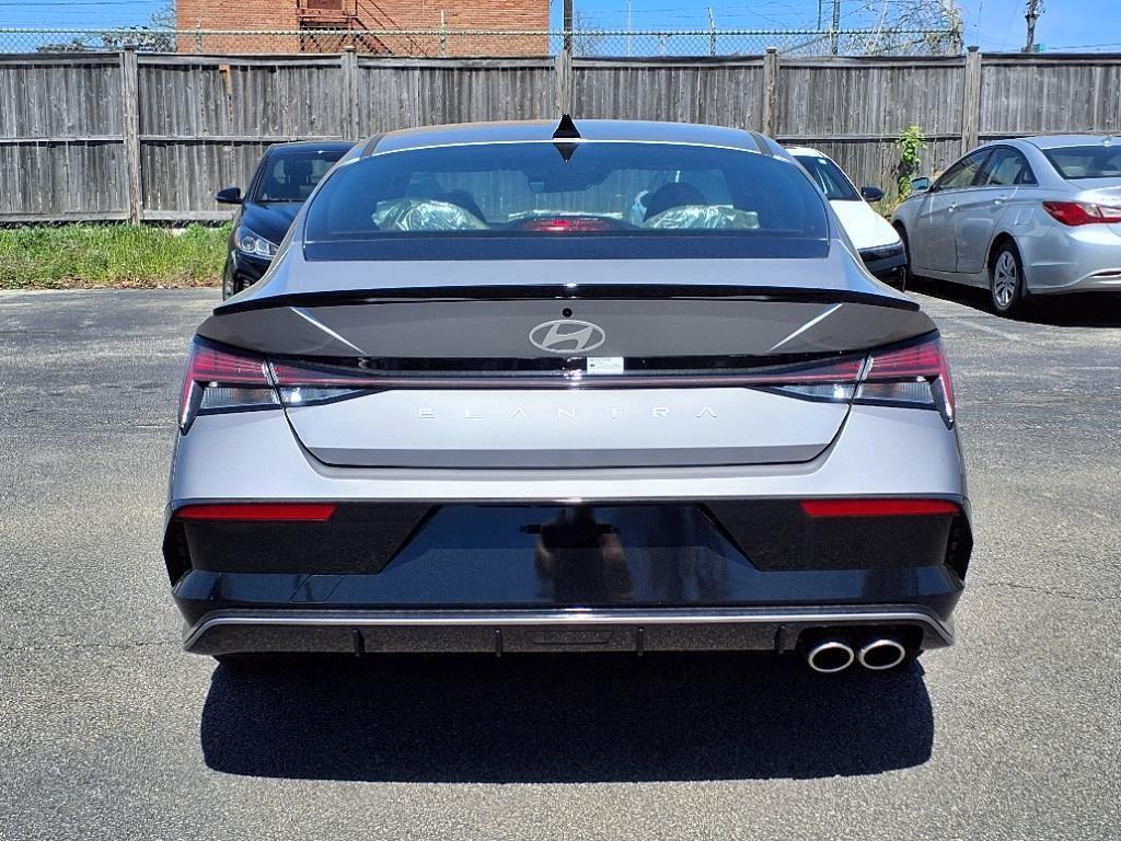 new 2025 Hyundai Elantra car, priced at $28,557
