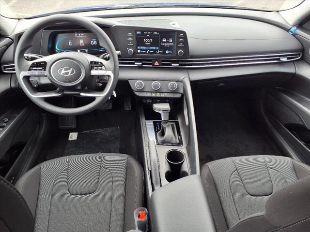 new 2025 Hyundai Elantra car, priced at $22,218
