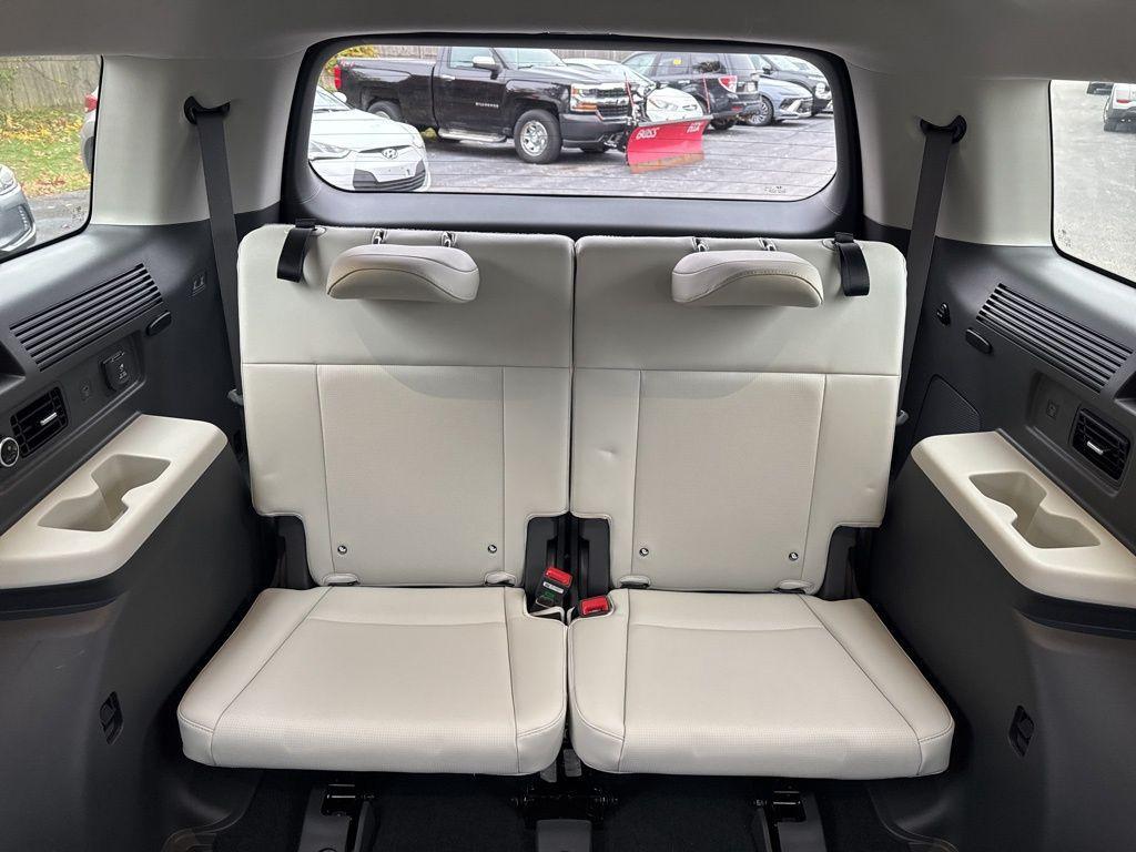 used 2024 Hyundai Santa Fe car, priced at $38,208