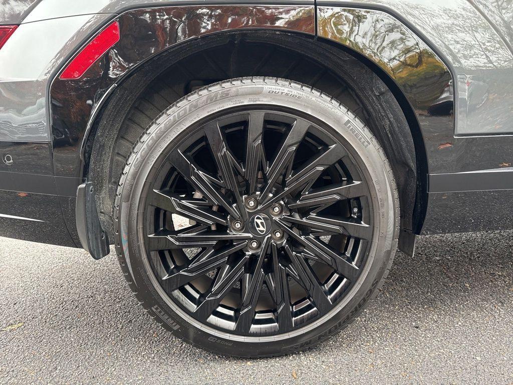 used 2024 Hyundai Santa Fe car, priced at $38,208