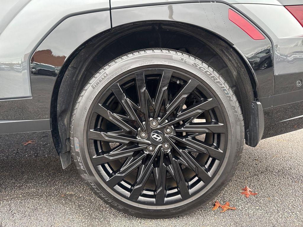 used 2024 Hyundai Santa Fe car, priced at $38,208