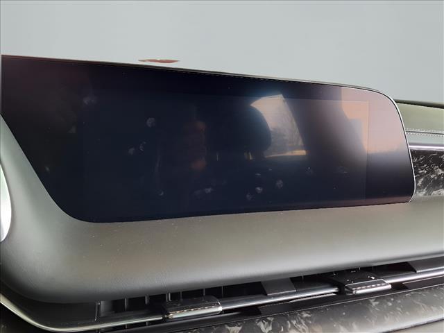 new 2025 Genesis G90 car, priced at $98,475