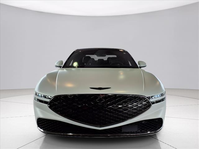 new 2025 Genesis G90 car, priced at $98,475