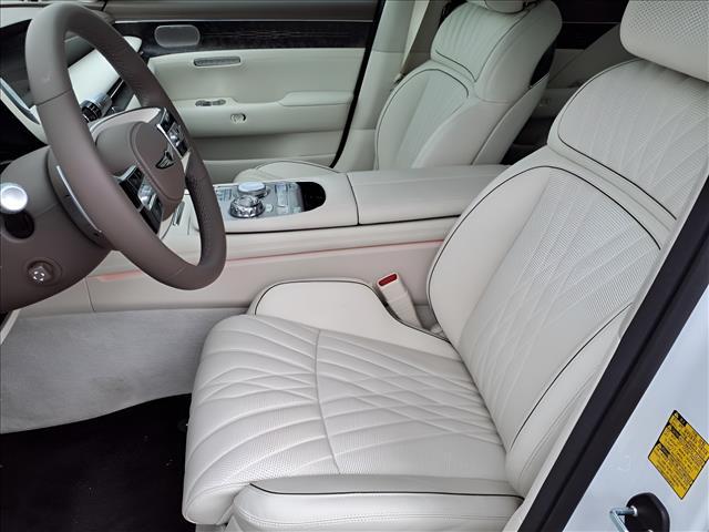 new 2025 Genesis G90 car, priced at $97,685