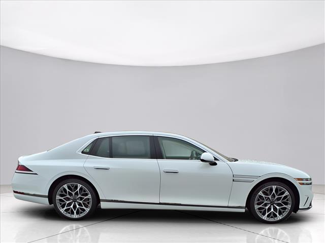 new 2025 Genesis G90 car, priced at $97,685
